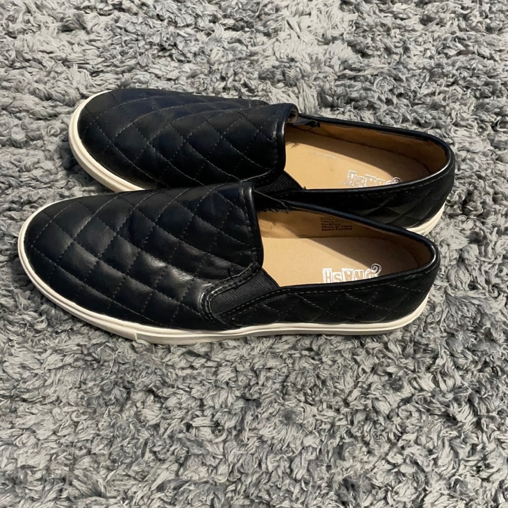 Women’s shoes
